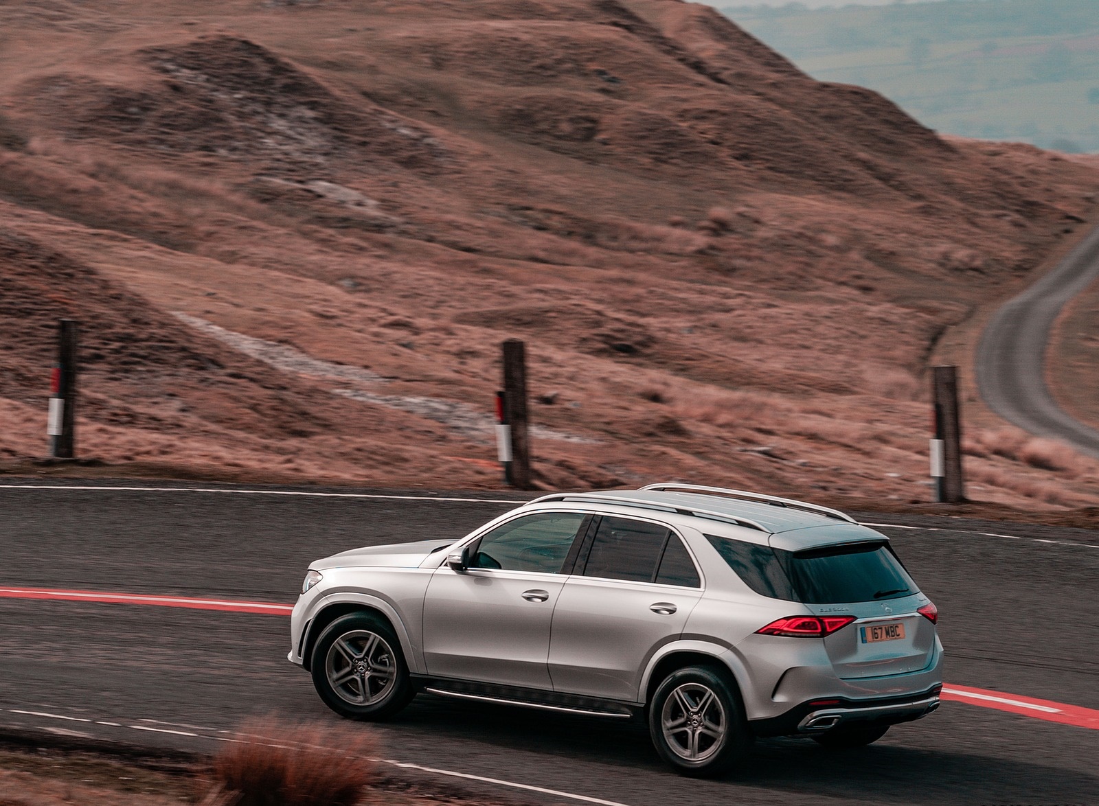 2020 Mercedes-Benz GLE 300d (UK-Spec) Rear Three-Quarter Wallpapers #9 of 55