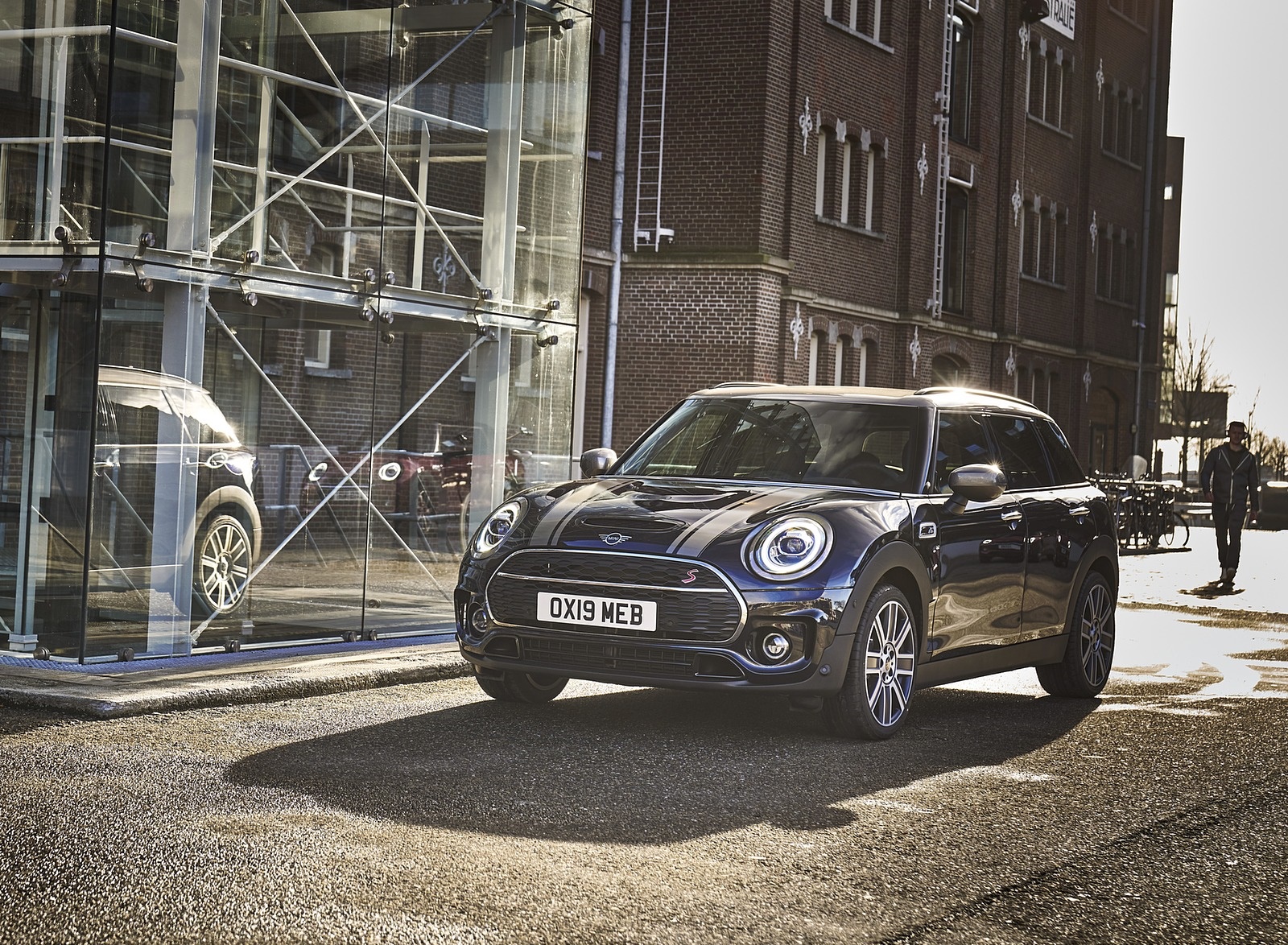 2020 Mini Clubman S Front Three-Quarter Wallpapers #46 of 114