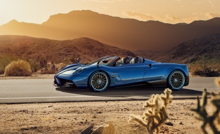 2018 Pagani Huayra Roadster Front Three-Quarter Wallpapers 450x275 (1)