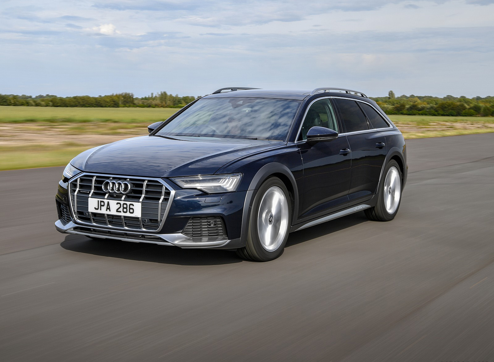 2020 Audi A6 allroad quattro (UK-Spec) Front Three-Quarter Wallpapers (9)