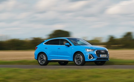 2020 Audi Q3 Sportback 45 TFSI quattro (UK-Spec) Front Three-Quarter Wallpapers 450x275 (14)