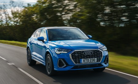 2020 Audi Q3 Sportback 45 TFSI quattro (UK-Spec) Front Three-Quarter Wallpapers 450x275 (4)