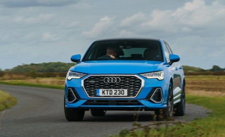 2020 Audi Q3 Sportback 45 TFSI quattro (UK-Spec) Front Wallpapers 450x275 (26)