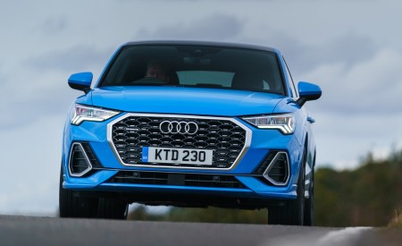 2020 Audi Q3 Sportback 45 TFSI quattro (UK-Spec) Front Wallpapers 450x275 (28)