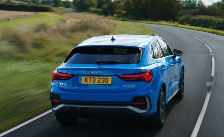 2020 Audi Q3 Sportback 45 TFSI quattro (UK-Spec) Rear Three-Quarter Wallpapers 450x275 (17)