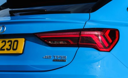 2020 Audi Q3 Sportback 45 TFSI quattro (UK-Spec) Tail Light Wallpapers 450x275 (75)