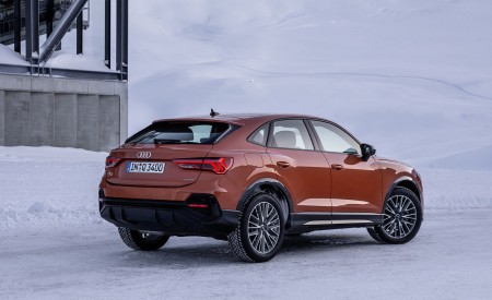 2020 Audi Q3 Sportback (Color: Pulse Orange) Rear Three-Quarter Wallpapers 450x275 (206)