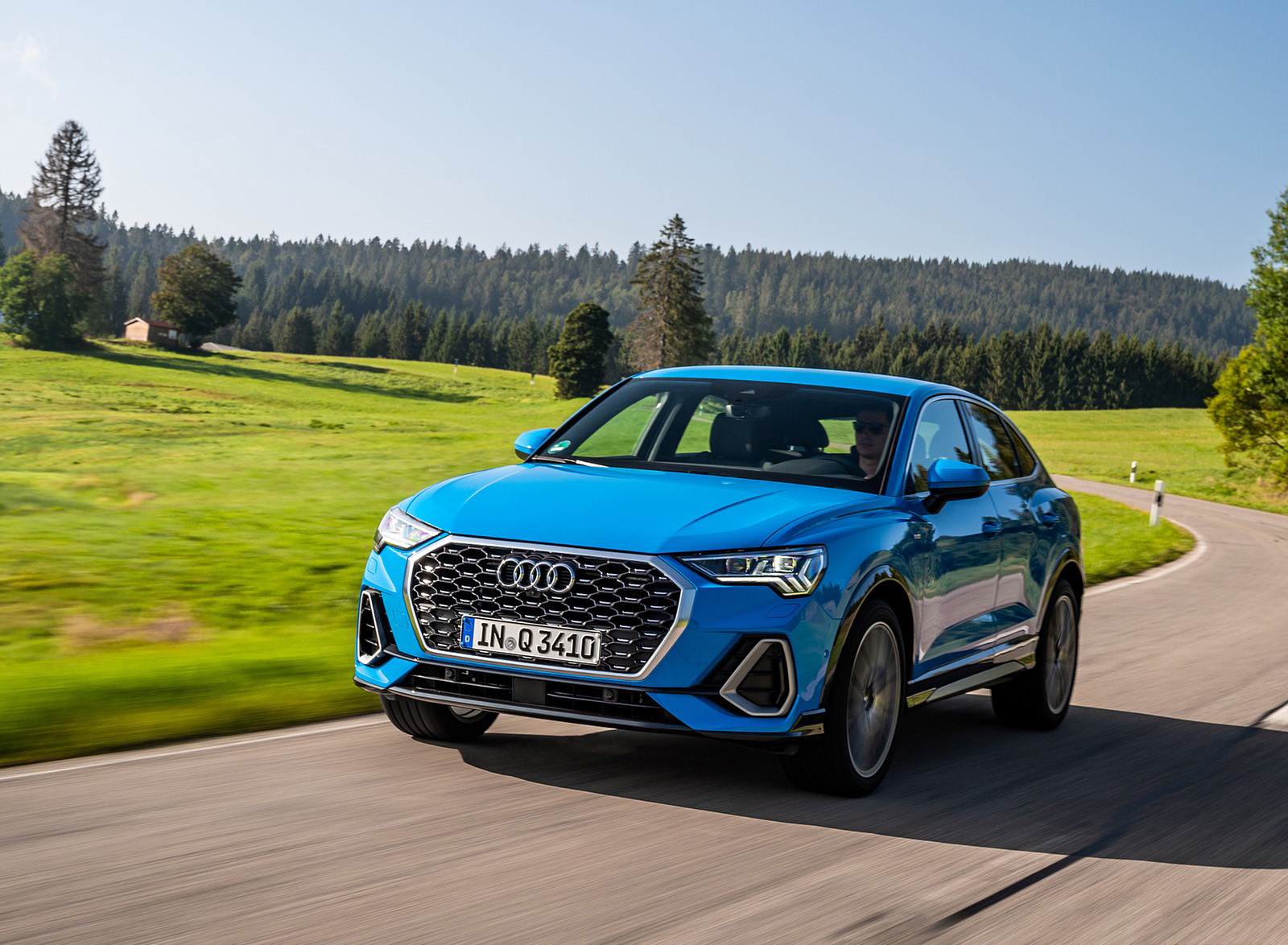 2020 Audi Q3 Sportback (Color: Turbo Blue) Front Three-Quarter Wallpapers #182 of 285