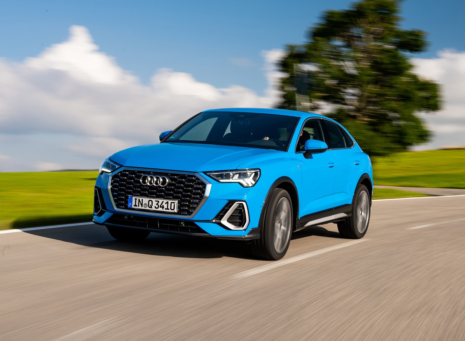 2020 Audi Q3 Sportback (Color: Turbo Blue) Front Three-Quarter Wallpapers #174 of 285