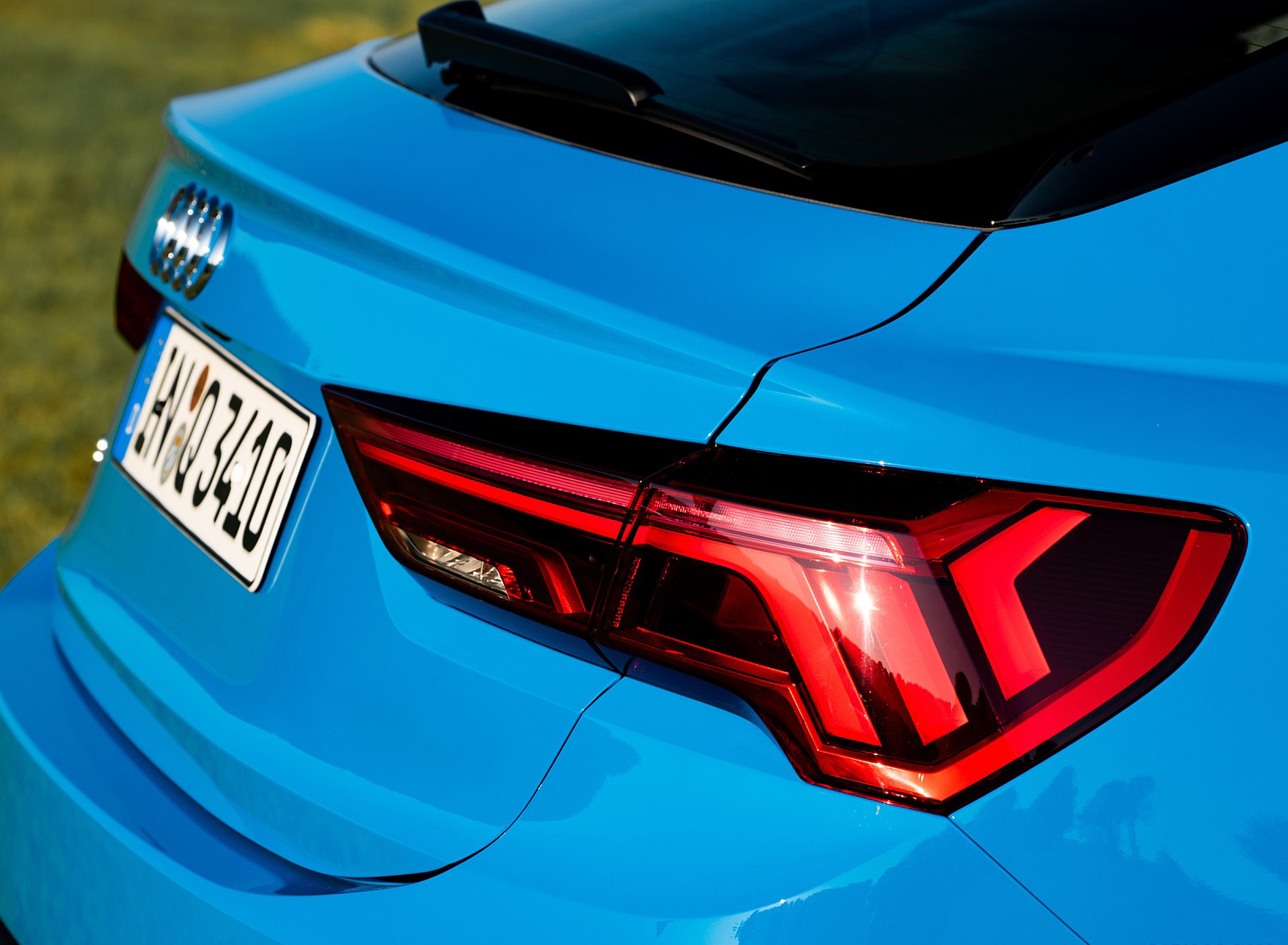 2020 Audi Q3 Sportback (Color: Turbo Blue) Tail Light Wallpapers #192 of 285