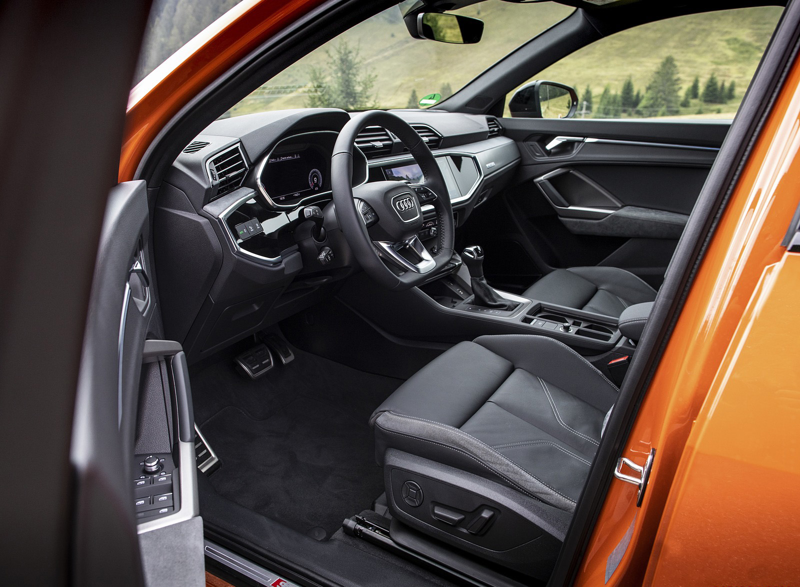 2020 Audi Q3 Sportback Interior Wallpapers #234 of 285