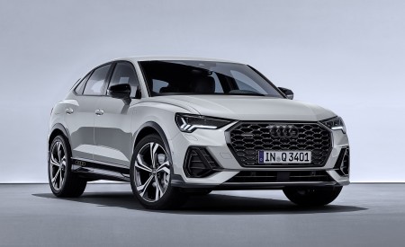 2020 Audi Q3 Sportback S line (Color: Dew Silver) Front Three-Quarter Wallpapers 450x275 (141)