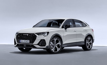 2020 Audi Q3 Sportback S line (Color: Dew Silver) Front Three-Quarter Wallpapers 450x275 (142)