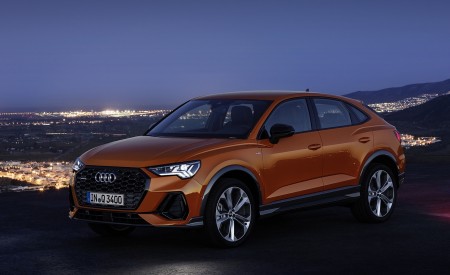 2020 Audi Q3 Sportback S line (Color: Pulse Orange) Front Three-Quarter Wallpapers 450x275 (118)