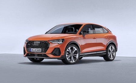 2020 Audi Q3 Sportback S line (Color: Pulse Orange) Front Three-Quarter Wallpapers 450x275 (121)