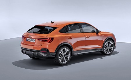 2020 Audi Q3 Sportback S line (Color: Pulse Orange) Rear Three-Quarter Wallpapers 450x275 (123)