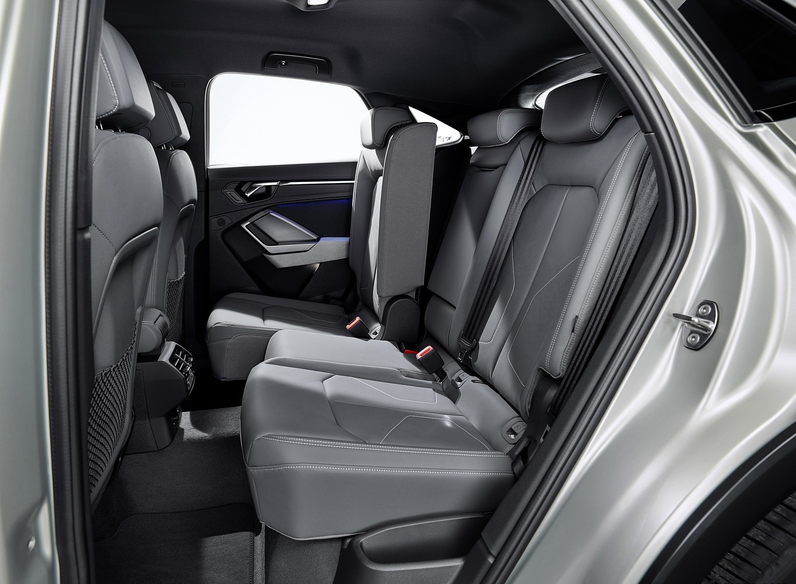 2020 Audi Q3 Sportback S line Interior Rear Seats Wallpapers #163 of 285
