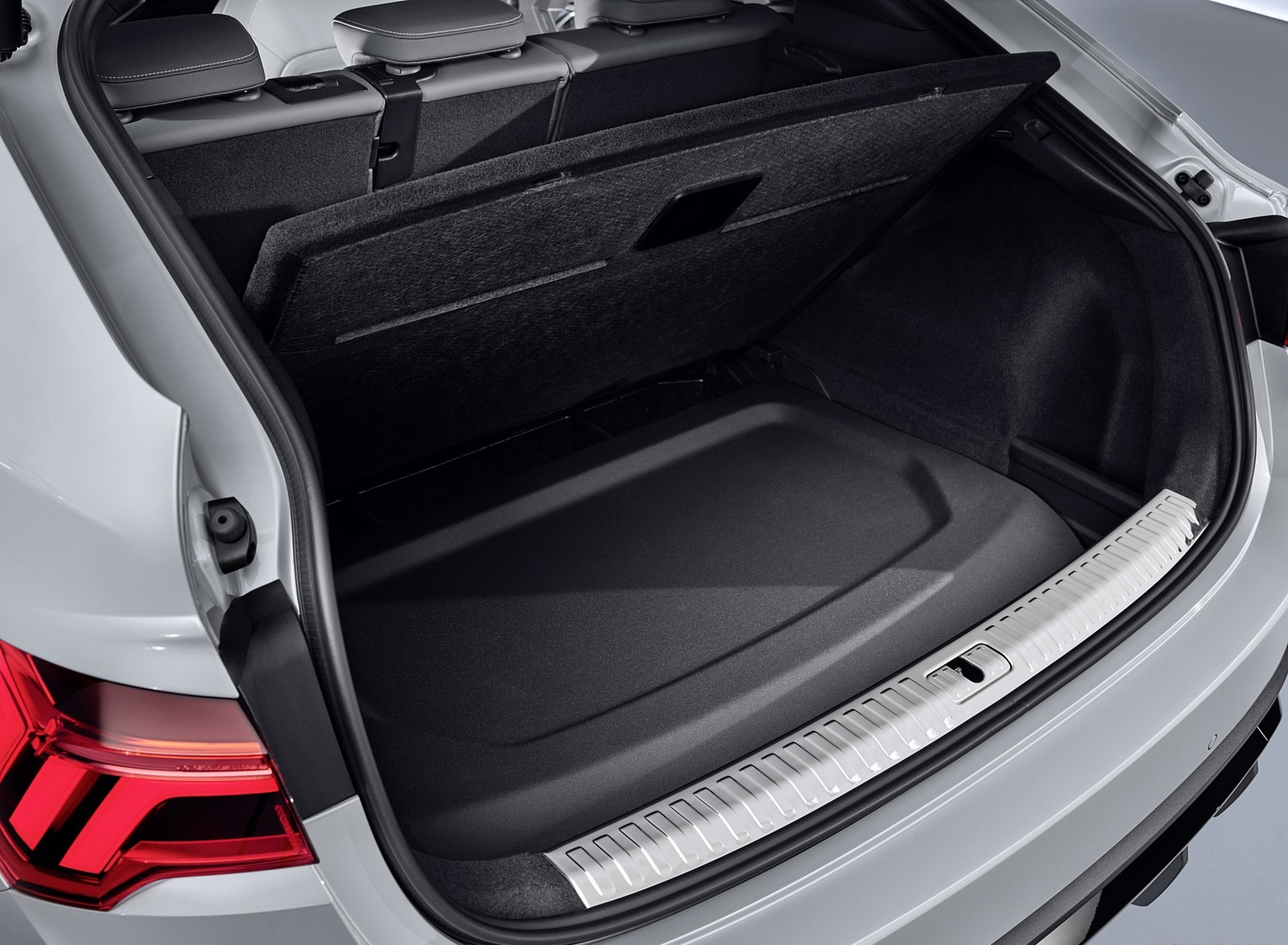 2020 Audi Q3 Sportback S line Trunk Wallpapers #162 of 285