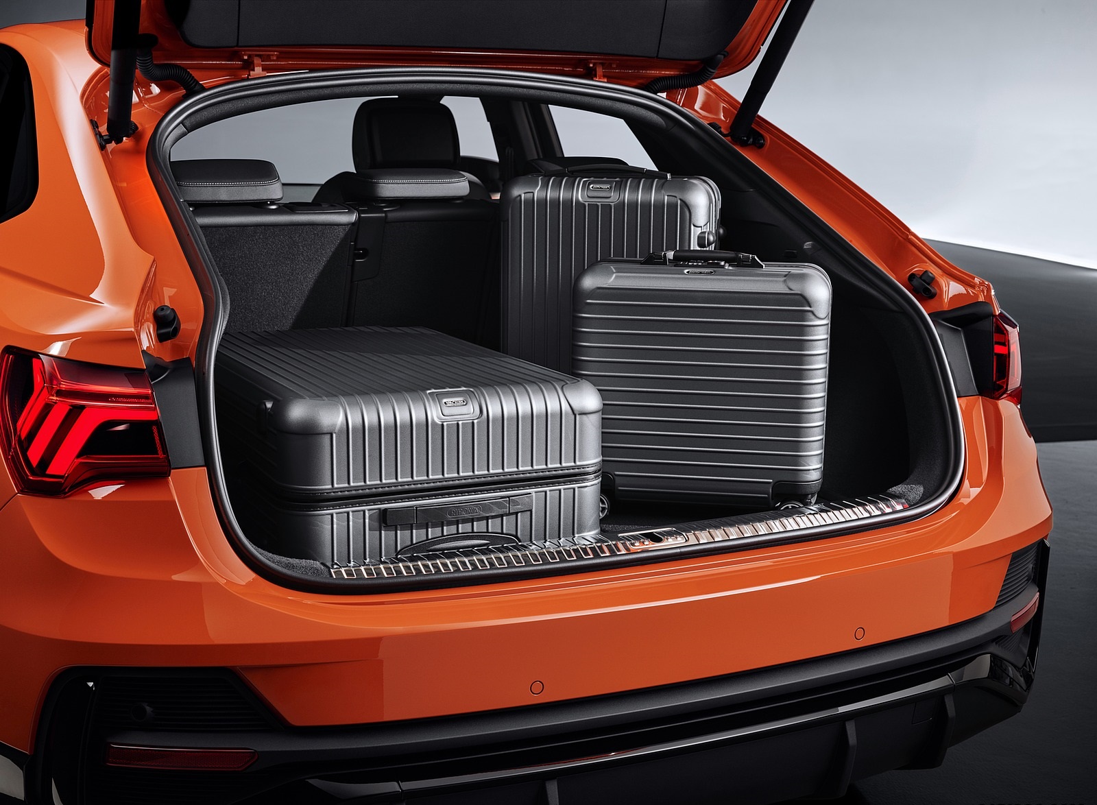 2020 Audi Q3 Sportback S line Trunk Wallpapers #129 of 285