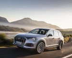 2020 Audi Q7 (Color: Florett Silver) Front Three-Quarter Wallpapers 150x120