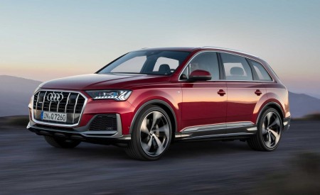 2020 Audi Q7 (Color: Matador Red) Front Three-Quarter Wallpapers 450x275 (144)