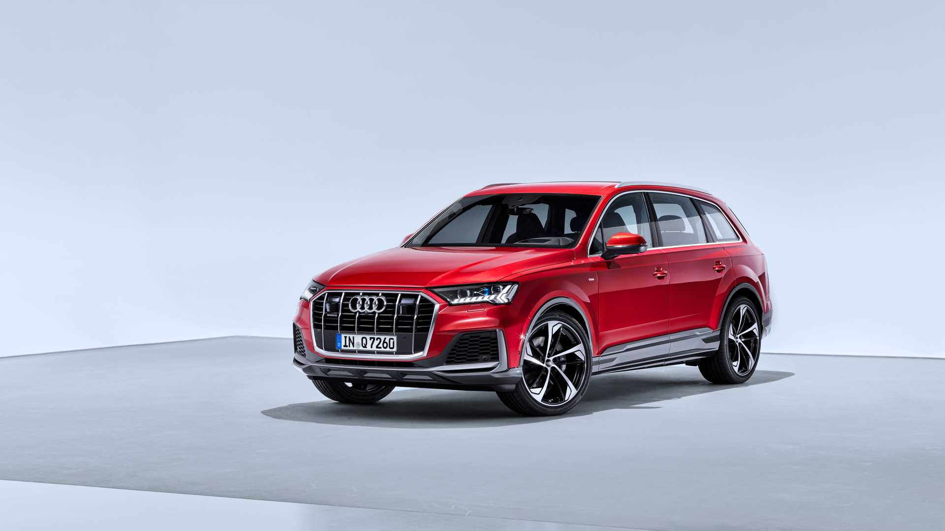 2020 Audi Q7 (Color: Matador Red) Front Three-Quarter Wallpapers #150 of 158