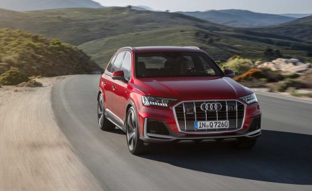 2020 Audi Q7 (Color: Matador Red) Front Wallpapers 450x275 (141)