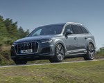 2020 Audi Q7 (UK-Spec) Front Three-Quarter Wallpapers 150x120 (17)