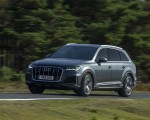 2020 Audi Q7 (UK-Spec) Front Three-Quarter Wallpapers 150x120 (8)