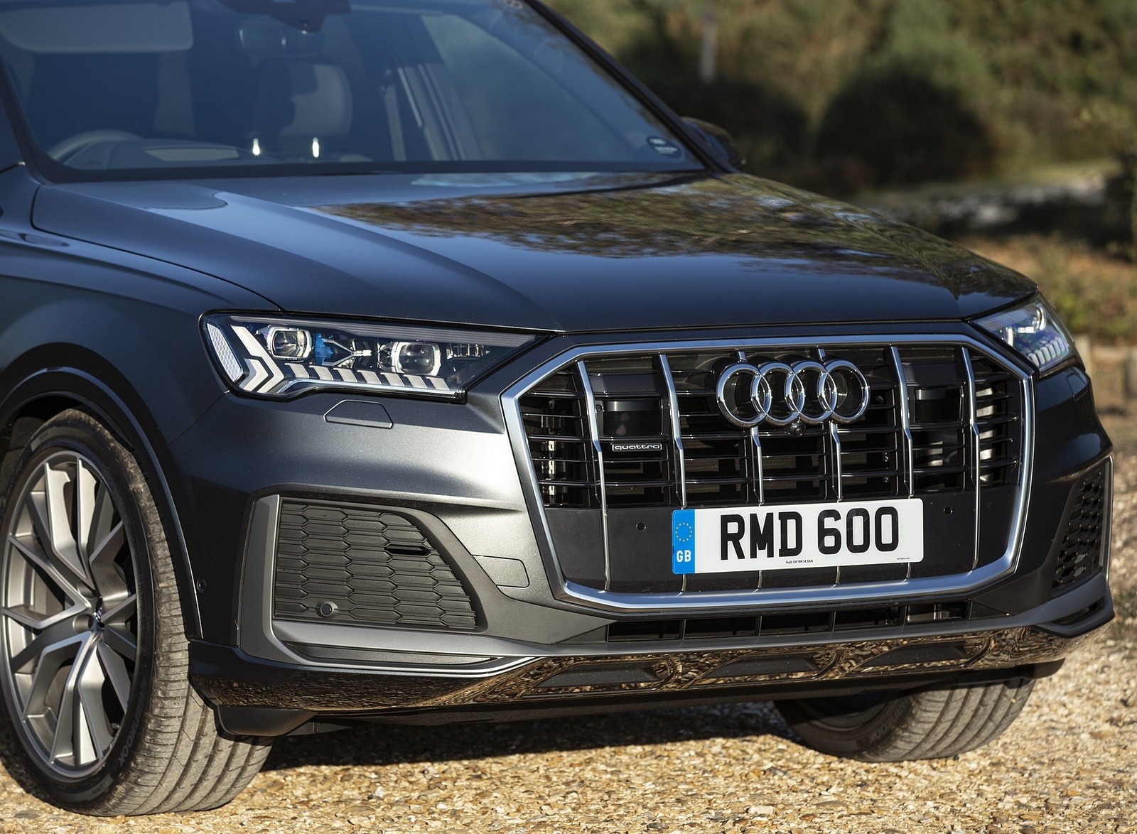 2020 Audi Q7 (UK-Spec) Front Wallpapers #39 of 158