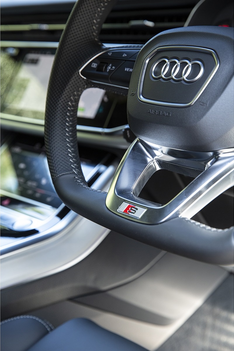 2020 Audi Q7 (UK-Spec) Interior Detail Wallpapers #46 of 158