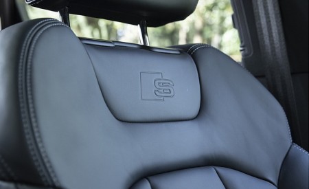 2020 Audi Q7 (UK-Spec) Interior Front Seats Wallpapers 450x275 (59)