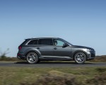 2020 Audi Q7 (UK-Spec) Side Wallpapers 150x120 (22)