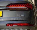 2020 Audi Q7 (UK-Spec) Tail Light Wallpapers 150x120 (33)