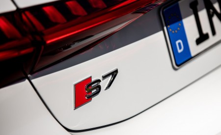 2020 Audi S7 Sportback TDI (Color: Glacier White) Badge Wallpapers 450x275 (26)