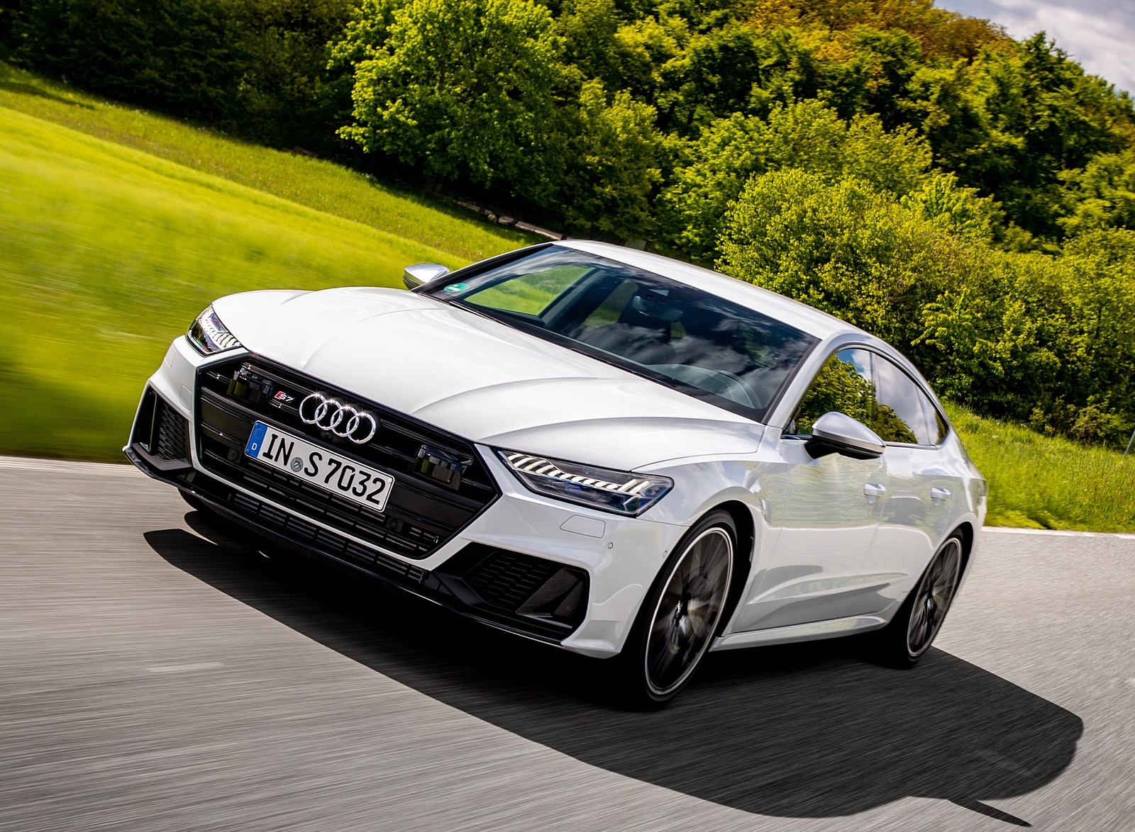 2020 Audi S7 Sportback TDI (Color: Glacier White) Front Three-Quarter Wallpapers  #1 of 88