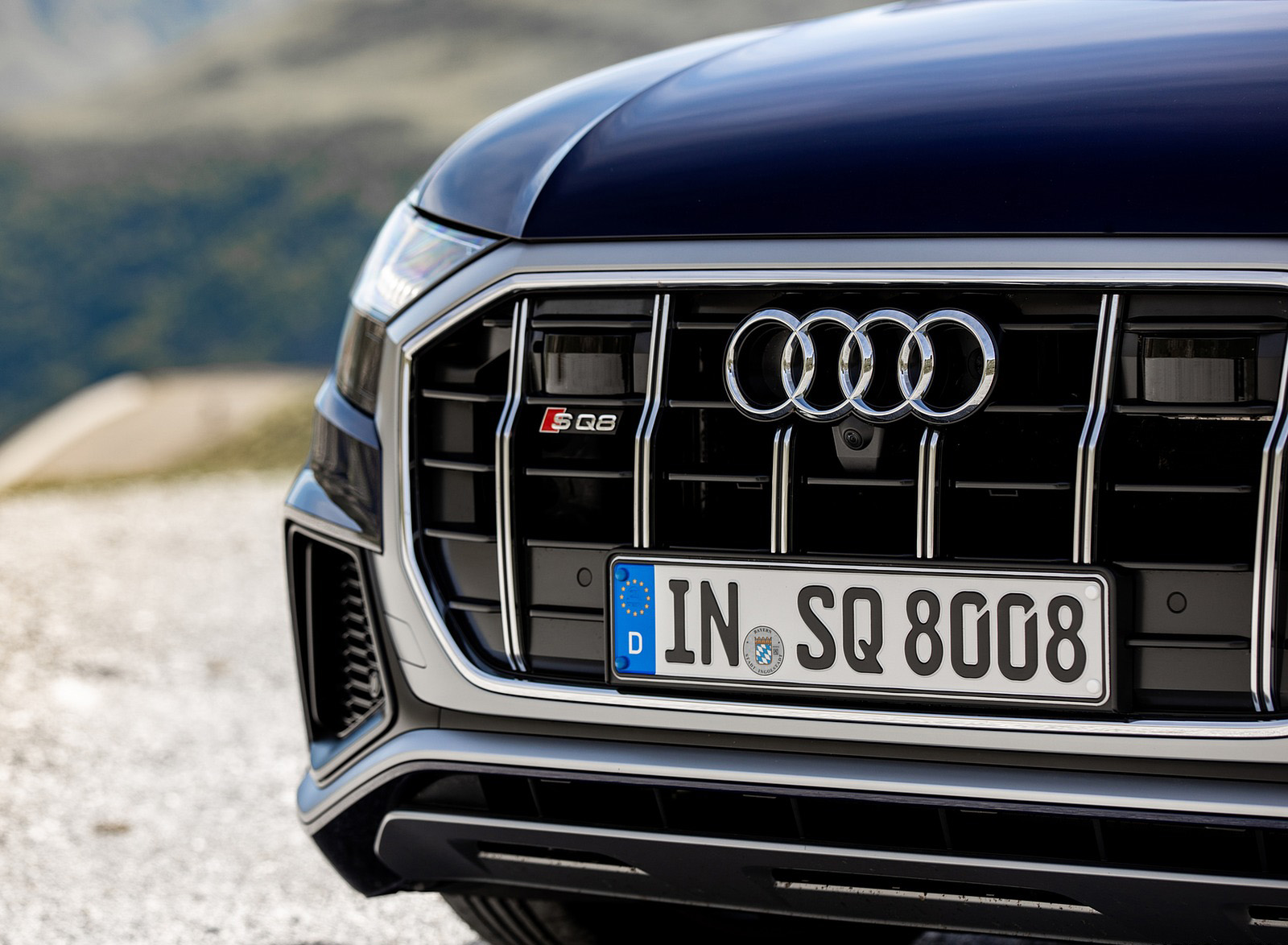 2020 Audi SQ8 TDI (Color: Navarra Blue) Grille Wallpapers #36 of 140