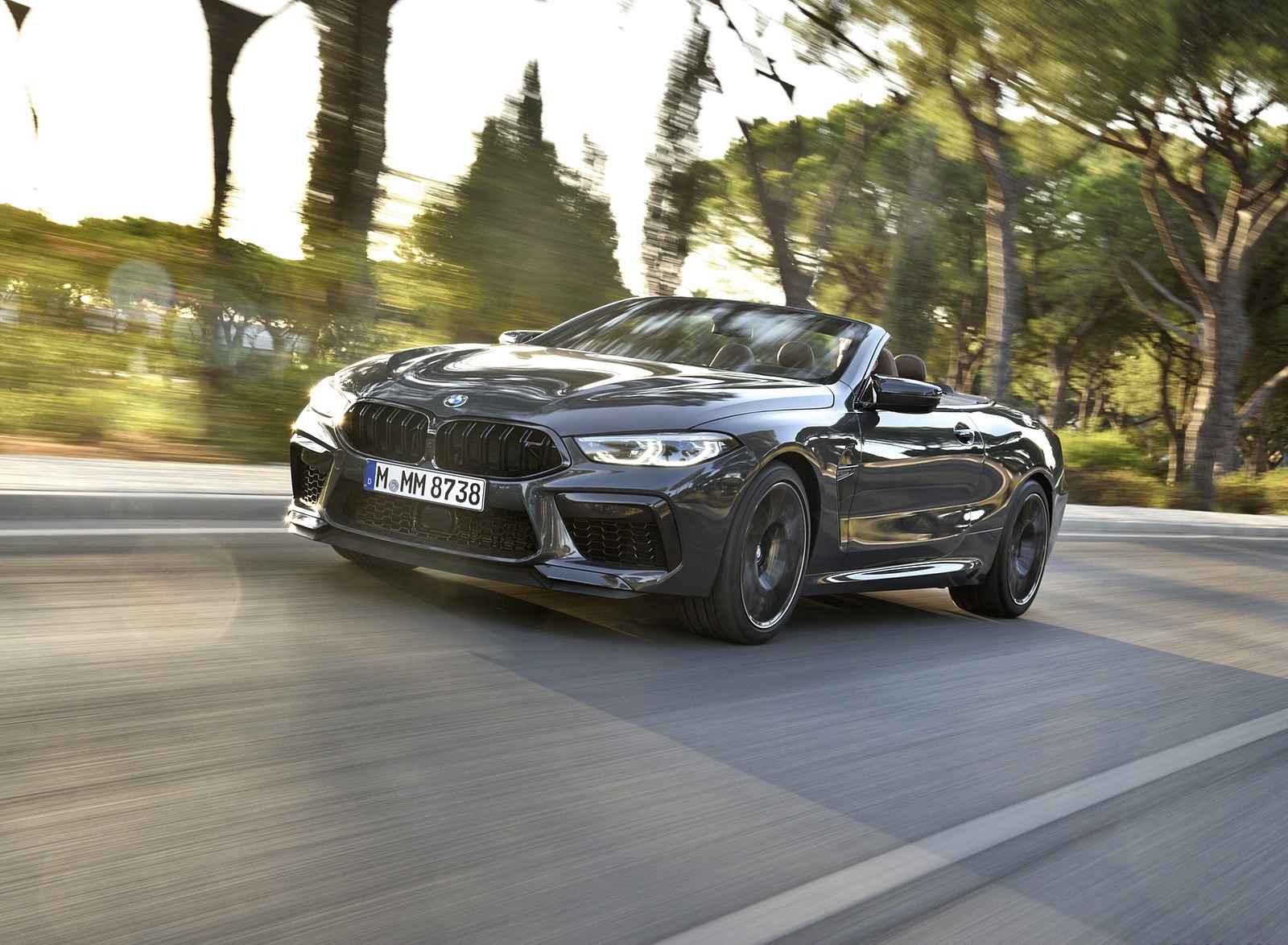 2020 BMW M8 Competition Convertible (Color: Brands Hatch Grey) Front Three-Quarter Wallpapers #39 of 155