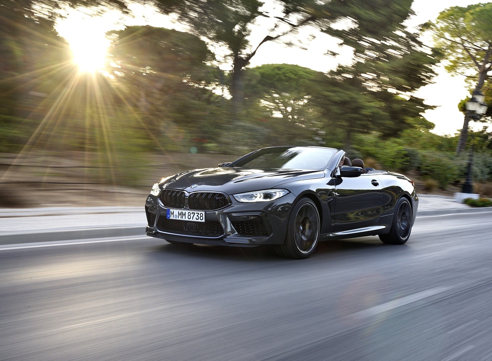 2020 BMW M8 Competition Convertible (Color: Brands Hatch Grey) Front Three-Quarter Wallpapers #26 of 155
