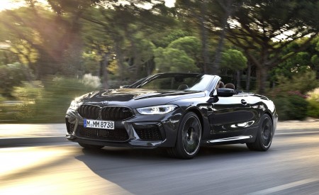 2020 BMW M8 Competition Convertible (Color: Brands Hatch Grey) Front Three-Quarter Wallpapers 450x275 (27)