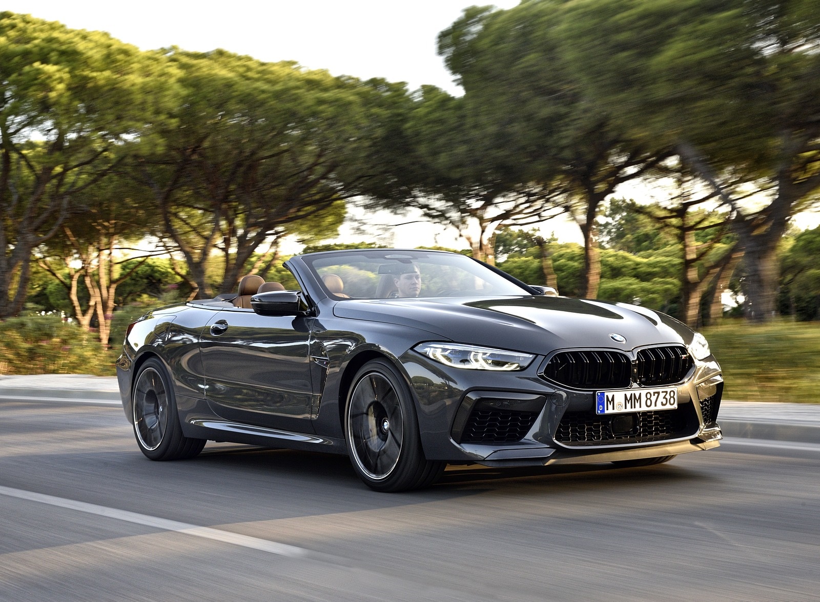 2020 BMW M8 Competition Convertible (Color: Brands Hatch Grey) Front Three-Quarter Wallpapers #42 of 155