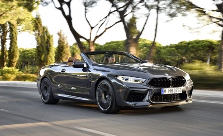 2020 BMW M8 Competition Convertible (Color: Brands Hatch Grey) Front Three-Quarter Wallpapers 450x275 (43)