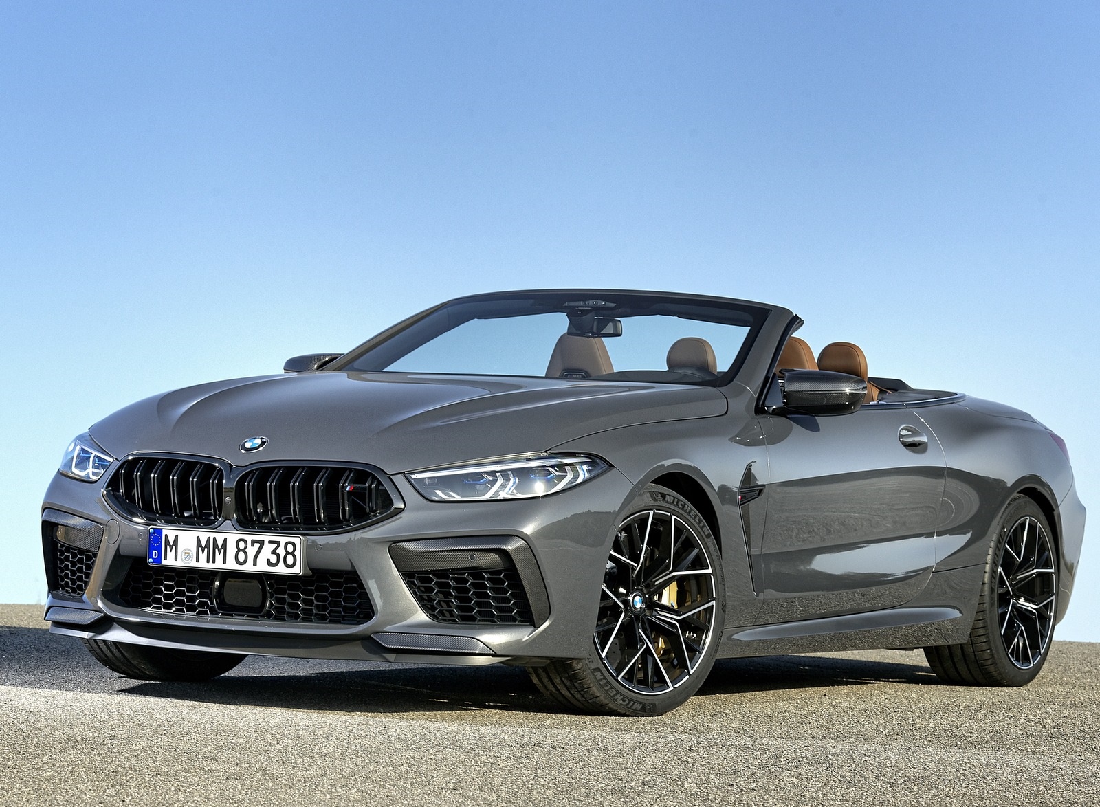 2020 BMW M8 Competition Convertible (Color: Brands Hatch Grey) Front Three-Quarter Wallpapers #54 of 155