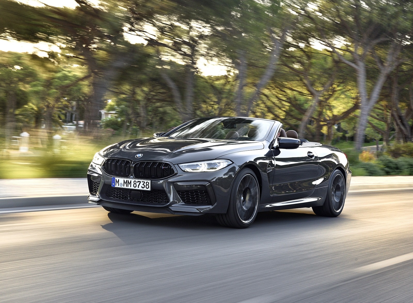 2020 BMW M8 Competition Convertible (Color: Brands Hatch Grey) Front Three-Quarter Wallpapers #44 of 155