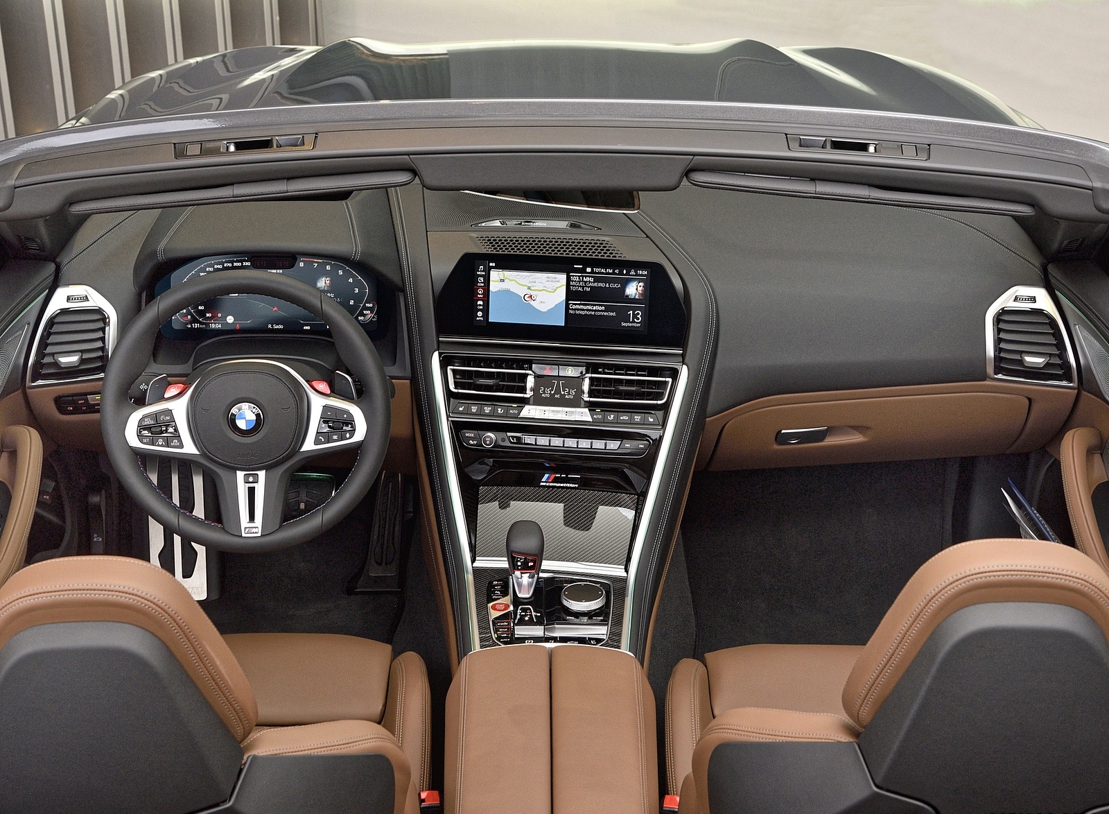 2020 BMW M8 Competition Convertible (Color: Brands Hatch Grey) Interior Wallpapers #90 of 155