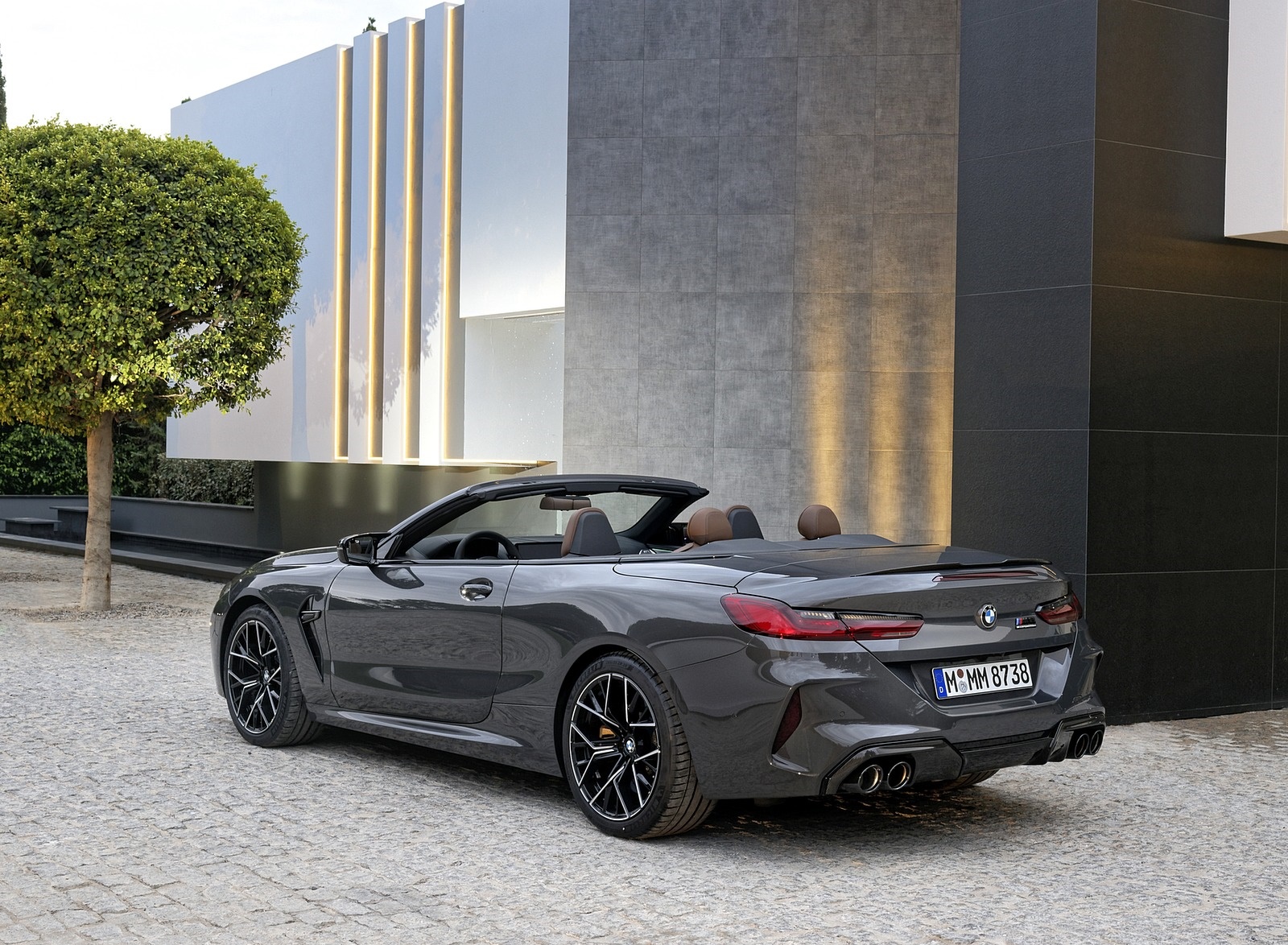 2020 BMW M8 Competition Convertible (Color: Brands Hatch Grey) Rear Three-Quarter Wallpapers #65 of 155