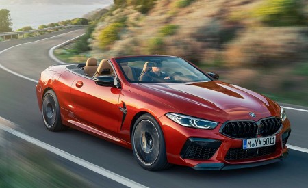 2020 BMW M8 Competition Convertible Front Three-Quarter Wallpapers 450x275 (104)