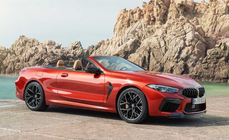 2020 BMW M8 Competition Convertible Front Three-Quarter Wallpapers 450x275 (114)