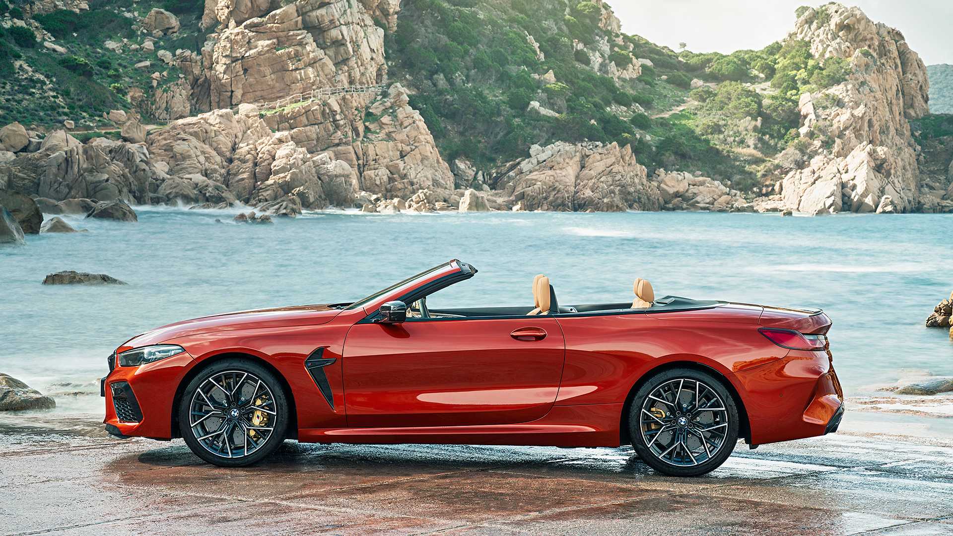 2020 BMW M8 Competition Convertible Side Wallpapers #121 of 155