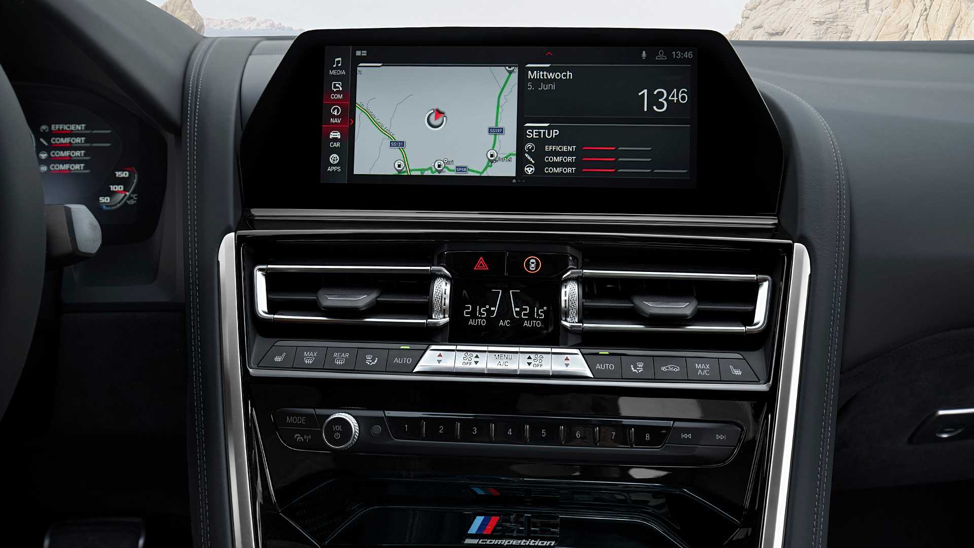 2020 BMW M8 Competition Coupe Central Console Wallpapers #292 of 305
